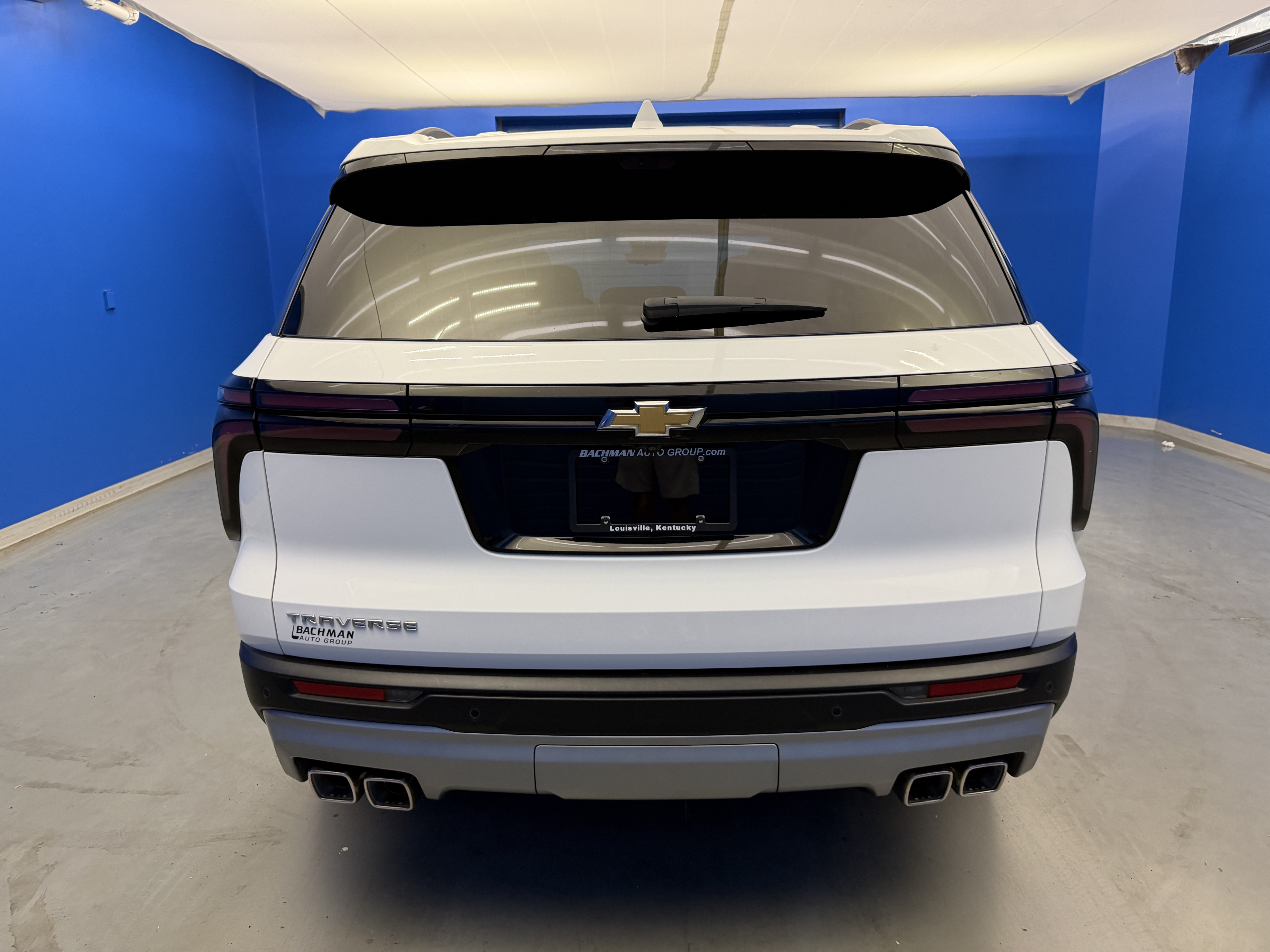 Used 2026 Chevrolet Traverse LT w/ Driver Confidence Package FWD image 6