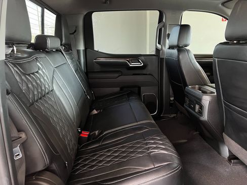 Used 2025 Chevrolet Silverado 1500 RST w/ Convenience Package II image 22