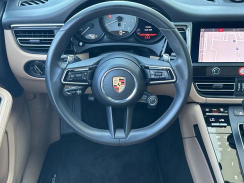 Used 2023 Porsche Macan S AWD/4WD image 14