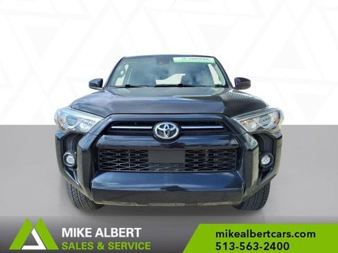 Used 2022 Toyota 4Runner SR5 image 2