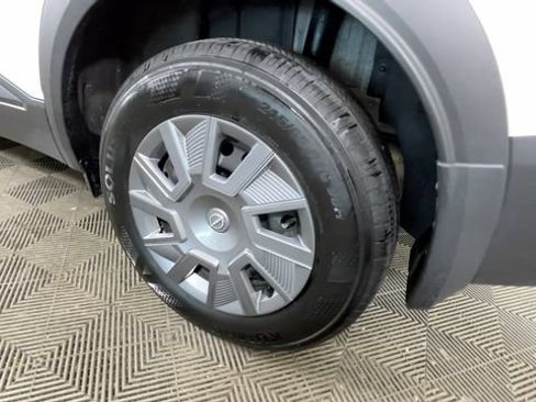 Used 2025 Nissan Kicks S FWD image 14