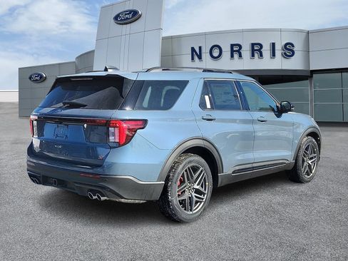 New 2026 Ford Explorer ST w/ Sun And Sound Package image 4