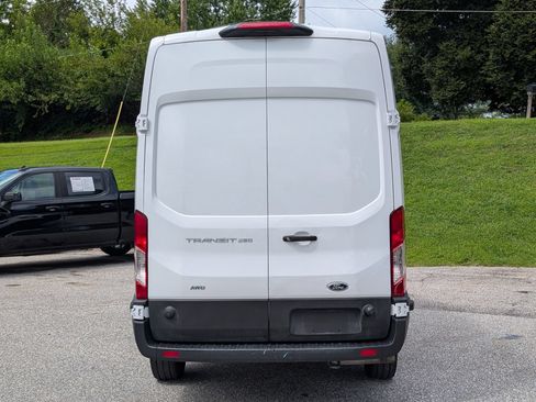 Used 2024 Ford Transit 250 148 High Roof AWD image 4