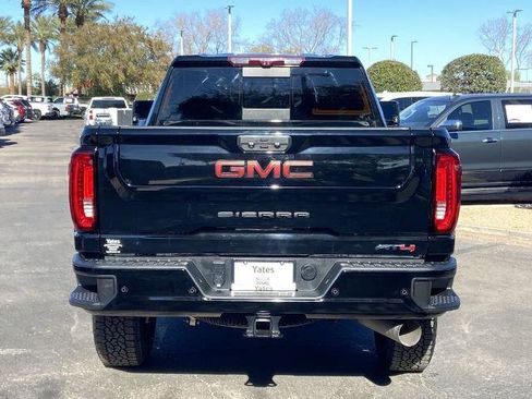 Used 2023 GMC Sierra 3500 AT4 w/ AT4 Premium Plus Package image 5