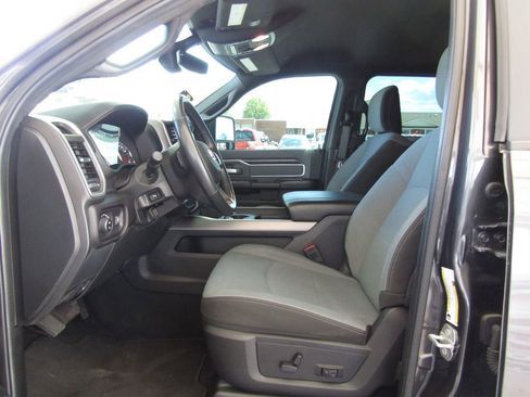Used 2023 RAM 2500 Big Horn w/ Level 2 Equipment Group AWD/4WD image 24
