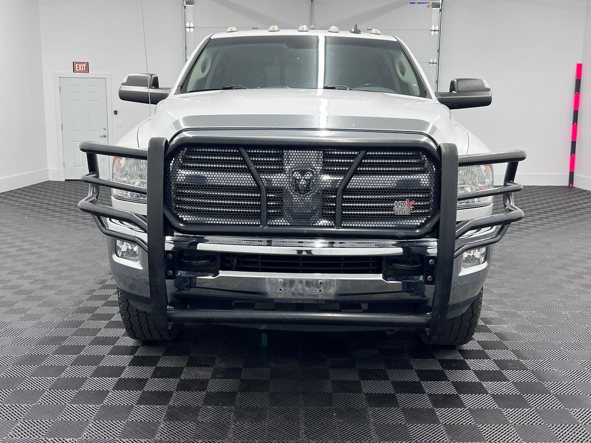 Used 2018 RAM 2500 SLT w/ Protection Group AWD/4WD image 6