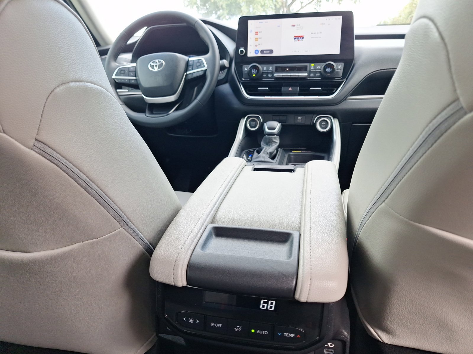 Used 2026 Toyota Grand Highlander FWD image 30