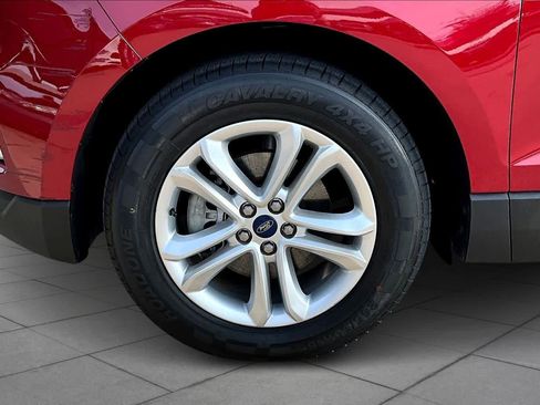 Used 2019 Ford Edge SEL w/ Equipment Group 201A image 11