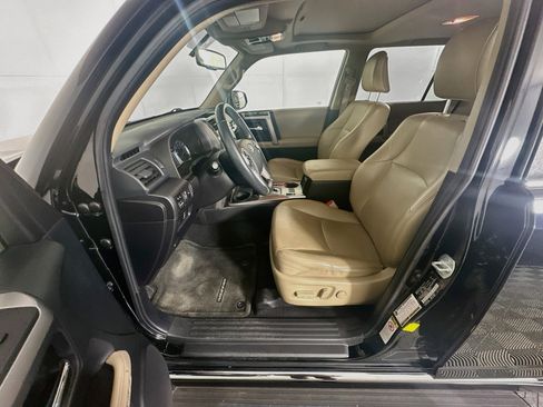Used 2015 Toyota 4Runner Limited RWD image 13