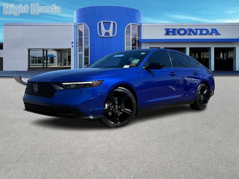Used 2024 Honda Accord Sport image 2