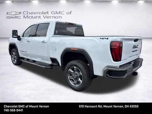 New 2026 GMC Sierra 2500 SLT w/ Max Trailering Package AWD/4WD image 3