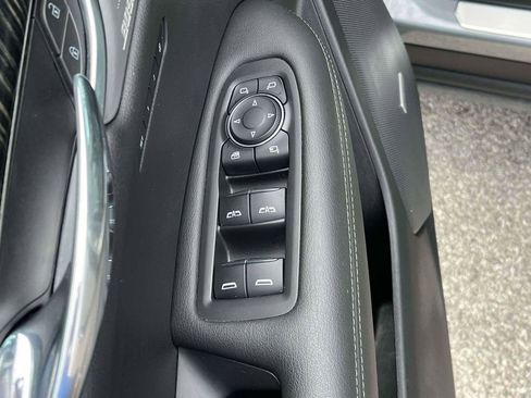 Used 2023 Cadillac XT6 Premium Luxury FWD image 14
