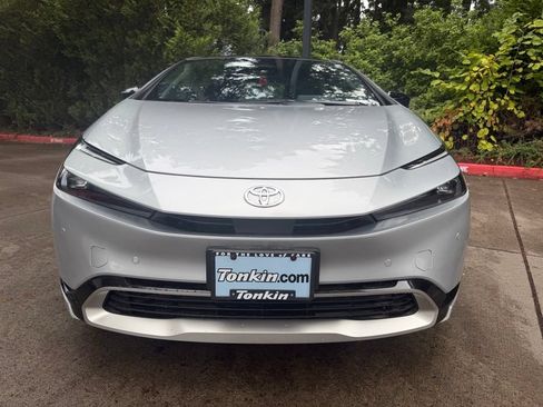 Used 2023 Toyota Prius Prime FWD image 9