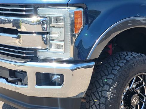 Used 2017 Ford F350 Lariat w/ Lariat Ultimate Package AWD/4WD image 9