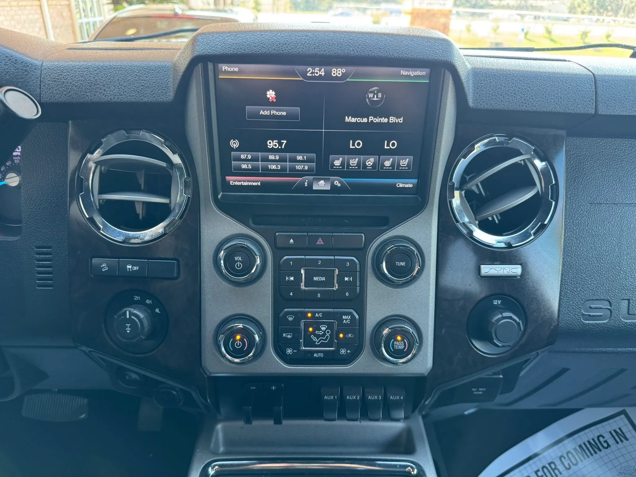 Used 2015 Ford F250 Platinum w/ FX4 Off-Road Package AWD/4WD image 19