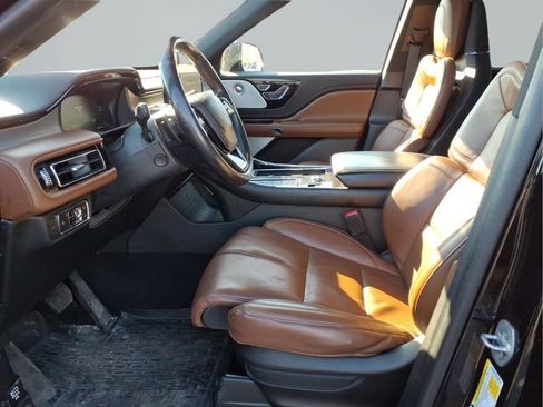 Used 2023 Lincoln Aviator Reserve w/ Equipment Group 201A image 25