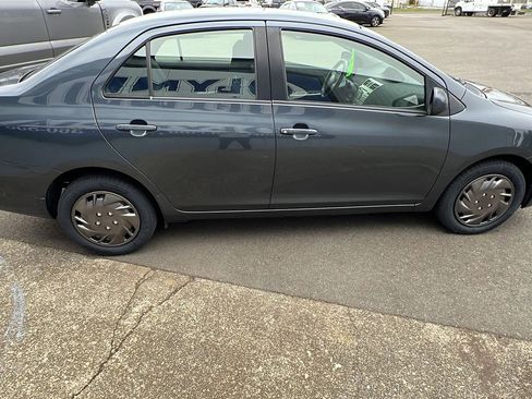 Used 2007 Toyota Yaris S image 4