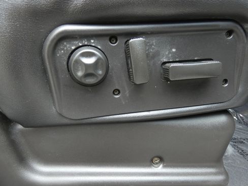 Used 2006 HUMMER H2 image 30