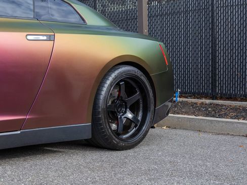 Used 2010 Nissan GT-R Premium image 39