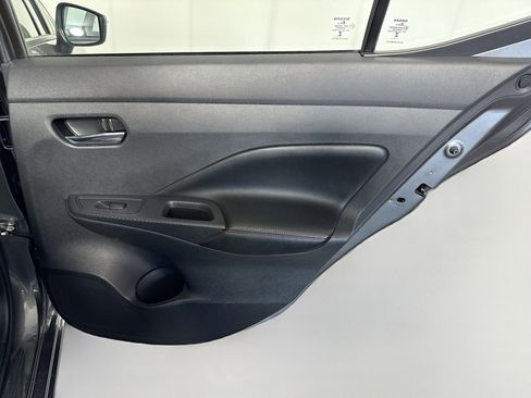 Used 2025 Nissan Versa SR w/ Trunk Package image 28