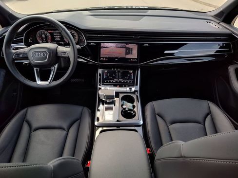 Used 2025 Audi Q7 3.0T Premium Plus w/ Premium Plus Package AWD/4WD image 31