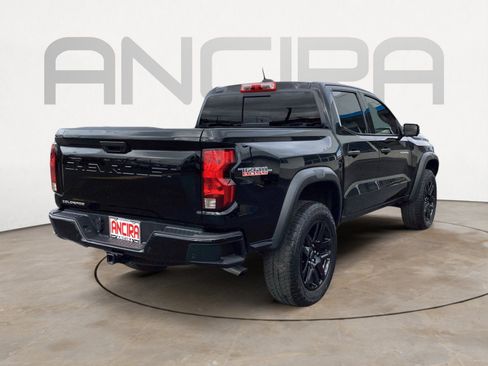 Used 2023 Chevrolet Colorado Trail Boss w/ Technology Package image 11