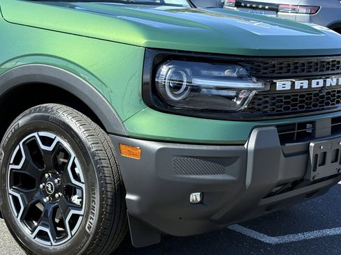 Used 2025 Ford Bronco Sport Outer Banks AWD/4WD image 2
