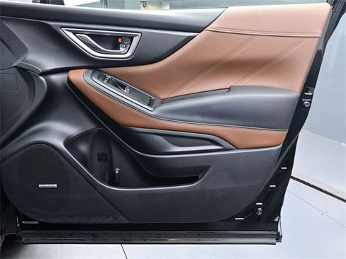 Used 2022 Subaru Forester Touring image 32