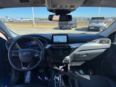 Used 2022 Ford Escape Titanium image 26