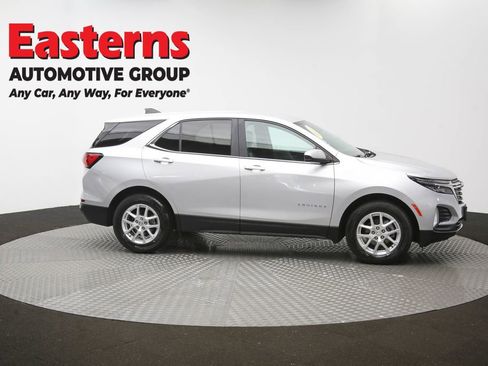 Used 2022 Chevrolet Equinox LT FWD image 45