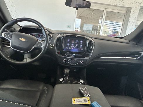 Used 2023 Chevrolet Traverse LT w/ LPO, Floor Liner Package AWD/4WD image 3