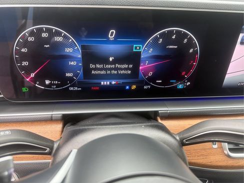 Used 2025 Mercedes-Benz GLE 350 4MATIC image 18