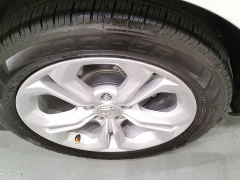 Used 2023 Honda Accord LX image 39