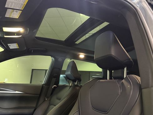 New 2026 INFINITI QX60 Sport image 15