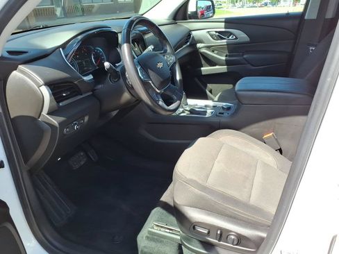 Used 2019 Chevrolet Traverse LT FWD image 10