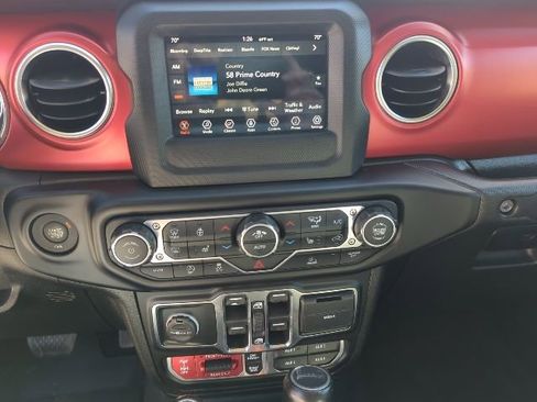 Used 2021 Jeep Gladiator Rubicon w/ LED Lighting Group image 9