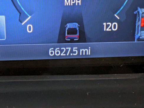 Used 2025 Ford F150 Lightning Platinum image 16