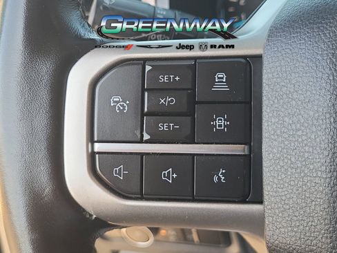 Used 2022 Ford Expedition Max Limited image 26