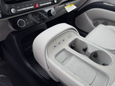 New 2026 Hyundai Palisade Calligraphy image 13