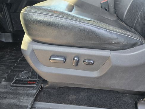 Used 2015 Ford F350 Lariat w/ Chrome Package image 20