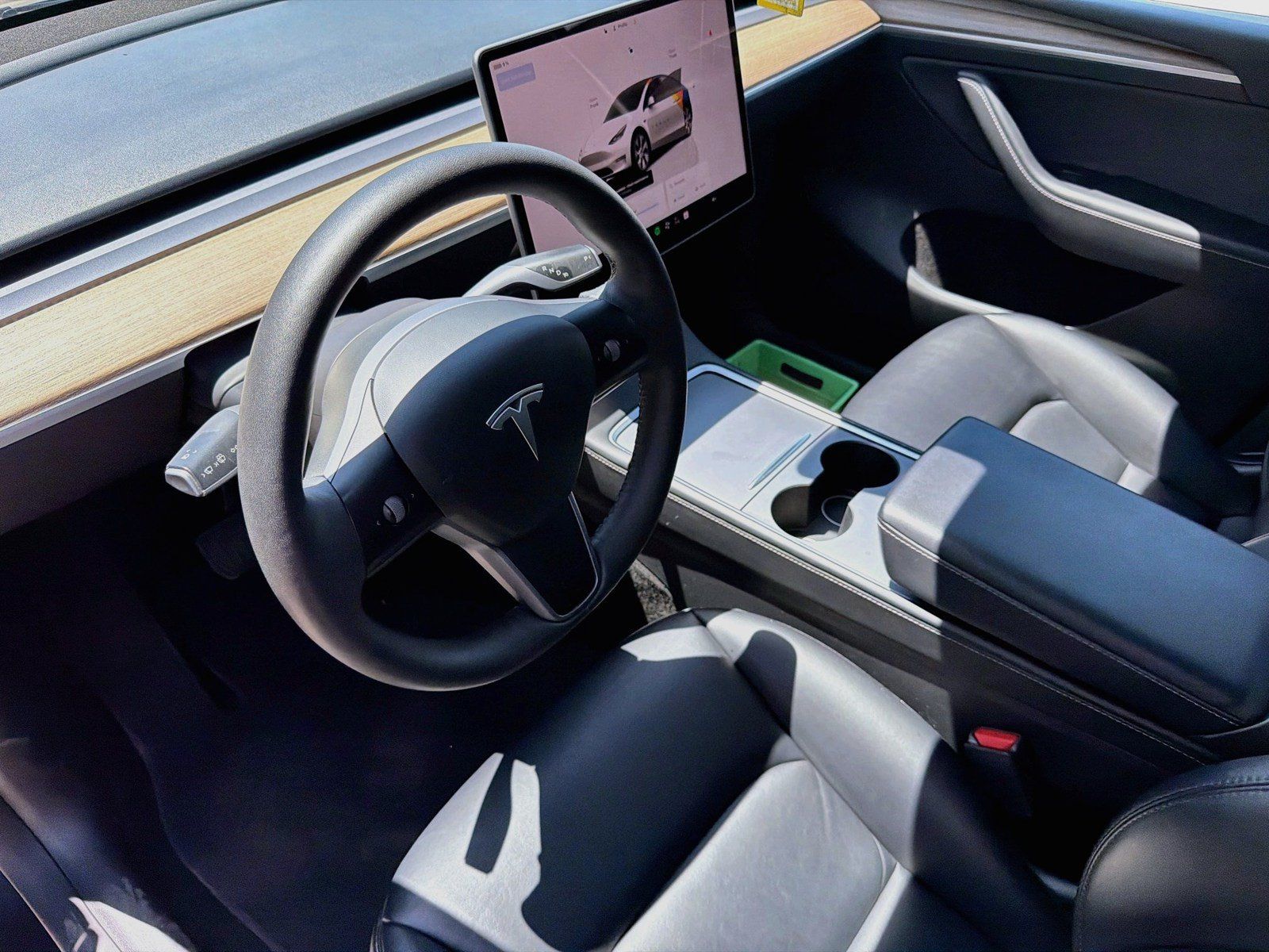 Used 2024 Tesla Model Y Long Range AWD/4WD image 7