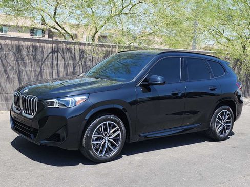 Used 2024 BMW X1 xDrive28i w/ Technology Package AWD/4WD image 4