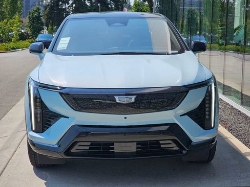 New 2026 Cadillac Optiq Sport 1 AWD/4WD image 8