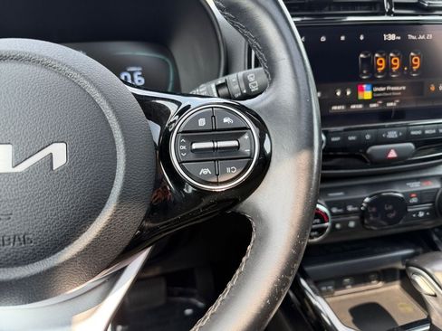 Used 2023 Kia Soul EX FWD image 16