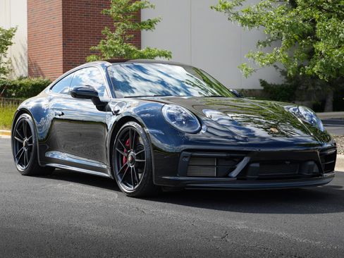 Used 2024 Porsche 911 Carrera 4 GTS AWD/4WD image 4