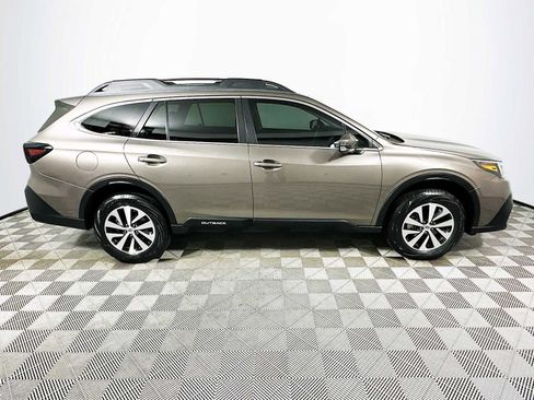 Certified 2022 Subaru Outback Premium w/ Popular Package #1 image 8