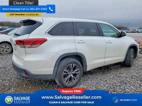 Used 2018 Toyota Highlander LE FWD image 4