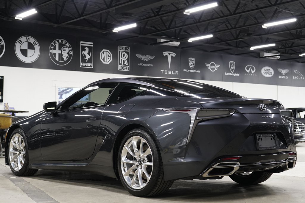 Used 2018 Lexus LC 500 Coupe w/ Touring Package RWD image 3