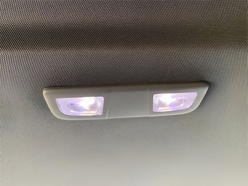 Used 2024 GMC Sierra 1500 SLE image 33