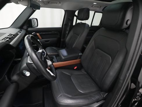 Used 2020 Land Rover Defender 110 HSE image 7